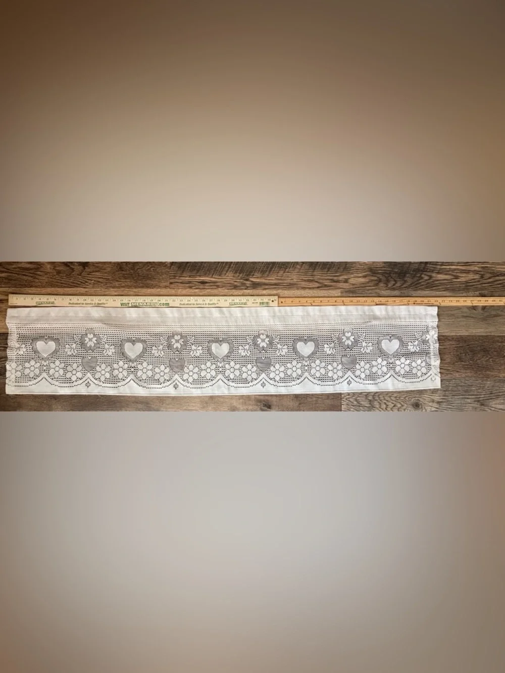 White‎ Lace Valance with Heart and Floral Pattern